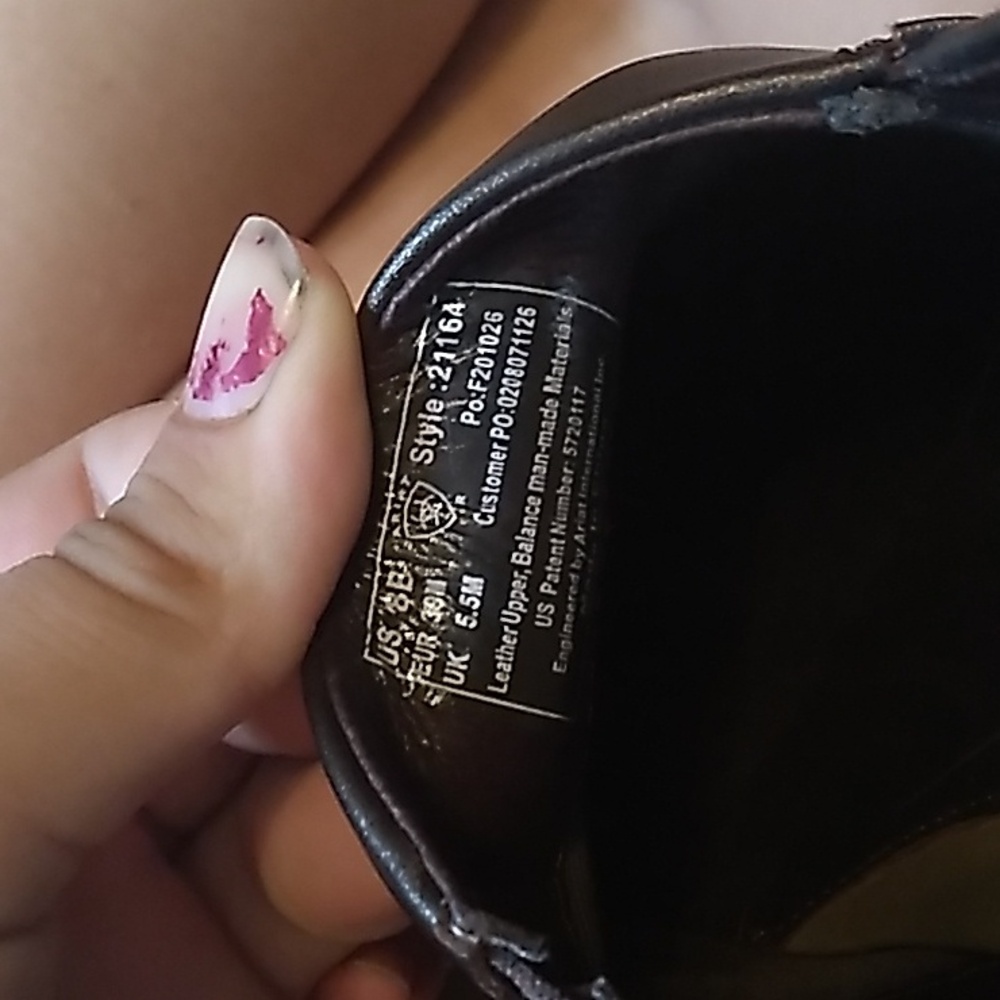 women's Ariat shoe size 8 color black and bronze - Picture 8 of 9